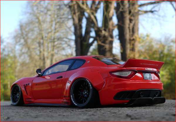 1/18 Maserati Granturismo Coupe LIBERTY WALK LB RED EDITION Performance